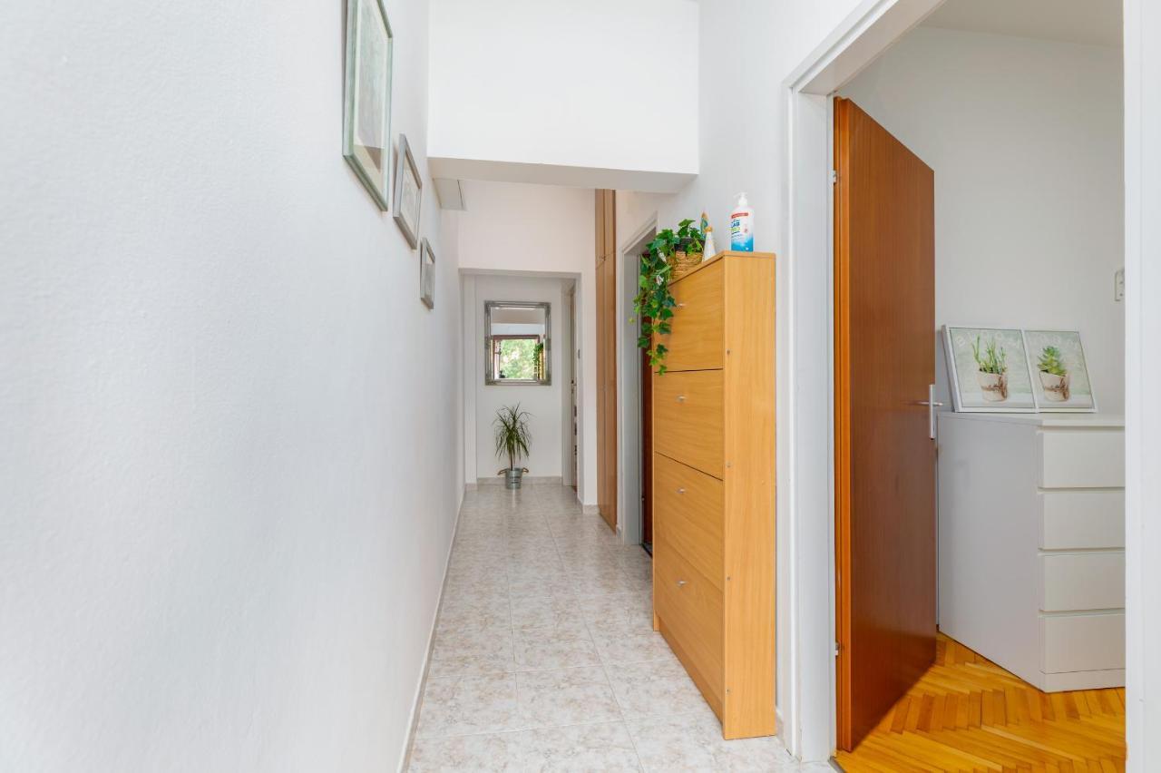 פאז'אנה Apartment Tesic Close To The Sea With Shared 4Xbicycles מראה חיצוני תמונה