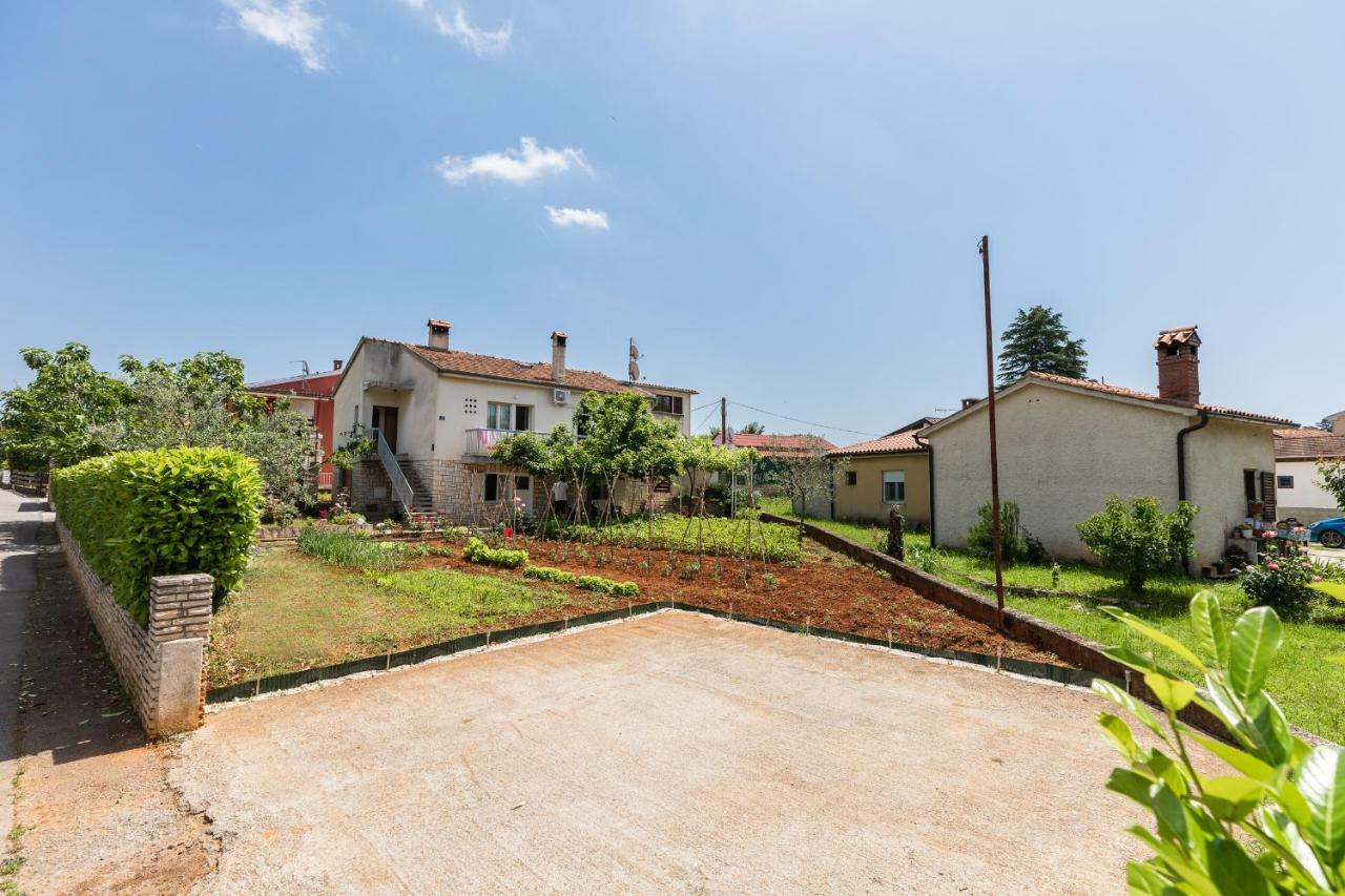 פאז'אנה Apartment Tesic Close To The Sea With Shared 4Xbicycles מראה חיצוני תמונה
